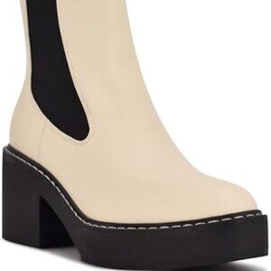 Nine West Women's Doleas Ankle Boot, Size. (9.5)